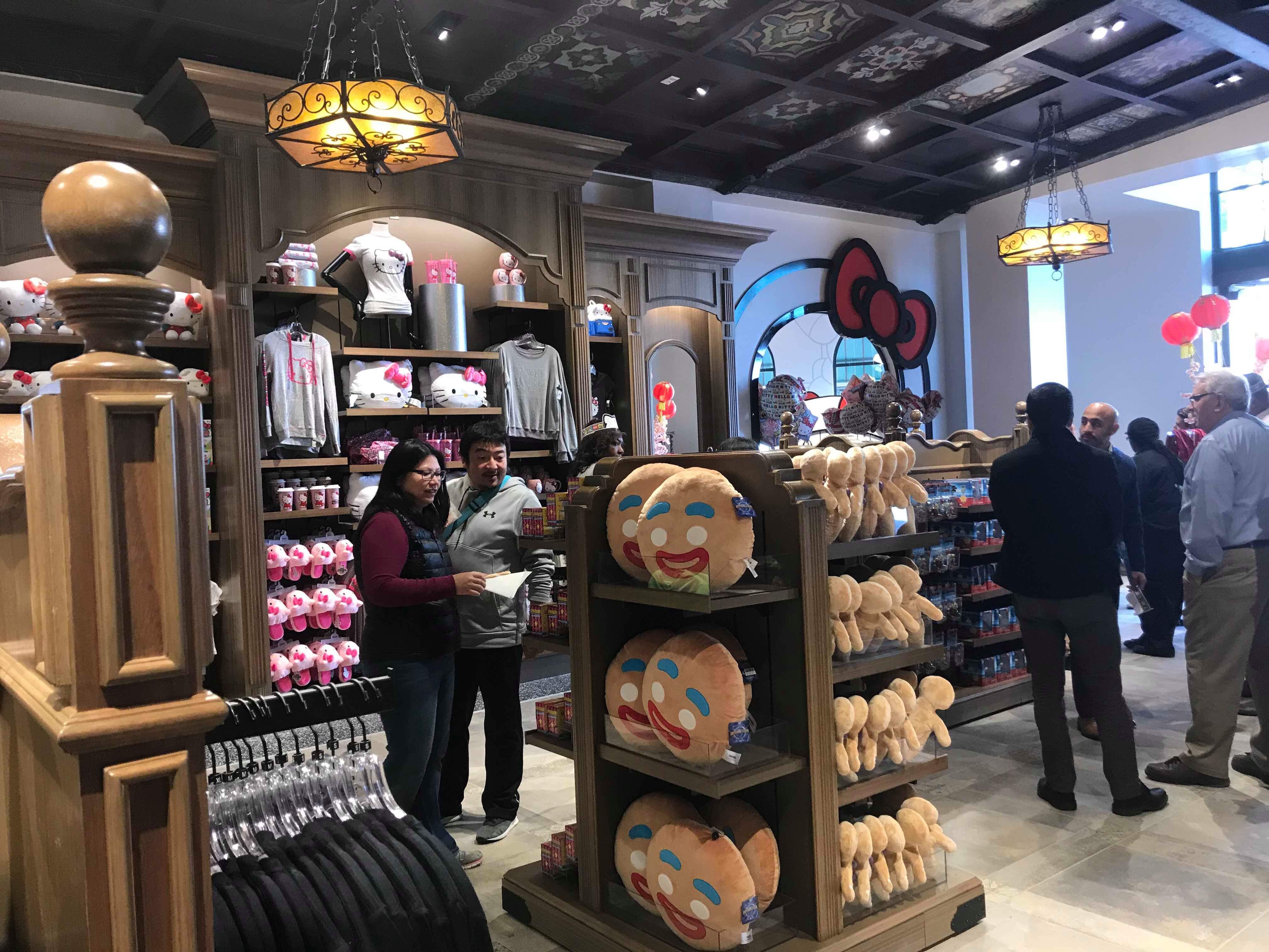 PHOTOS: Hello Kitty store opens at Universal Studios Florida - Inside the  Magic